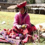Des femmes qui ne parlent que Quechua nous présentent leur travail